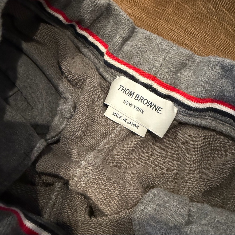 Thom Browne Tonal 4-Bar Cotton Joggers - Picture 3 of 6